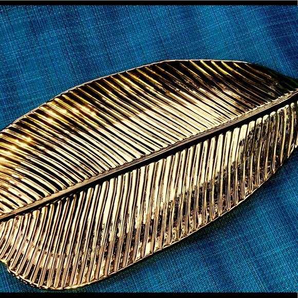 Balvery Other - Balvery Gold Leaf Serving Platter